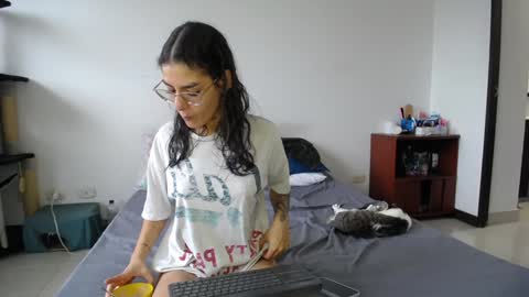 Snapshot of fuckc0uple chatting on 01-03-25, 10:08 Lauuuu n TheLuckyGuy online show from 01-03-25, 10:08