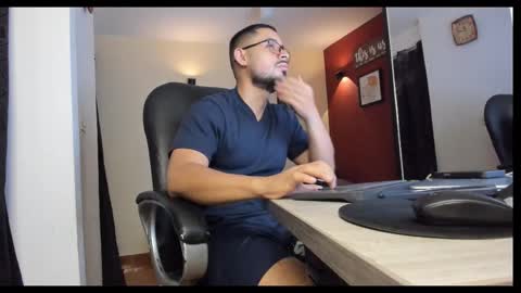 SERGIO THE SEX LAWYER online show from 12-20-25, 08:49