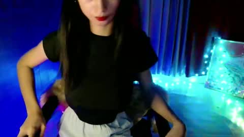 lexi online show from 03-22-26, 01:47