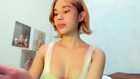 Snapshot of fuckingsexy143 chatting on 05-04-26, 02:46 fuckingsexy143 online show from 05-04-26, 02:46