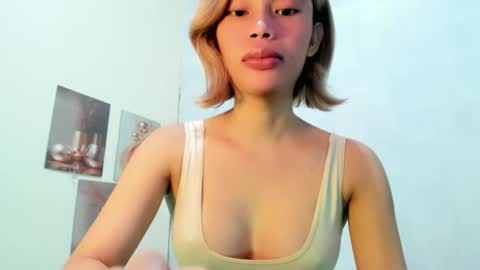 Snapshot of fuckingsexy143 chatting on 05-05-26, 02:52 fuckingsexy143 online show from 05-05-26, 02:52