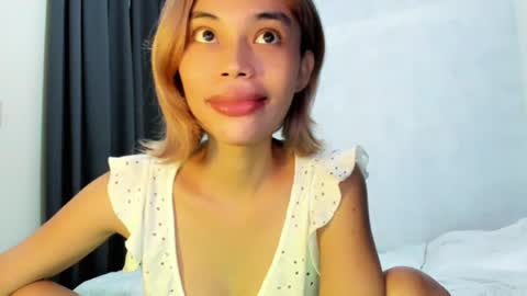 Snapshot of fuckingsexy143 chatting on 06-22-26, 03:25 fuckingsexy143 online show from 06-22-26, 03:25