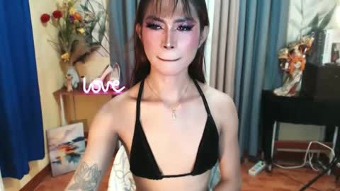 Snapshot of fuckingtransangel chatting on 06-08-26, 10:15 ANGELICA FOX online show from 06-08-26, 10:15