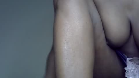 MILK BAE online show from 11-26-25, 08:32