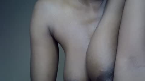 MILK BAE online show from 11-28-25, 09:50