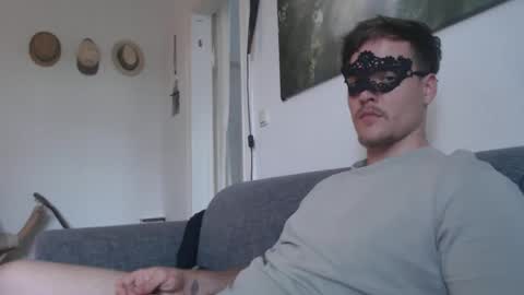 fuckordie1312 online show from 05-19-26, 04:46