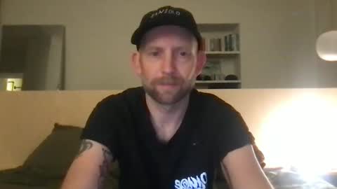 Snapshot of fugazixx chatting on 01-14-26, 12:27 fugazixx online show from 01-14-26, 12:27