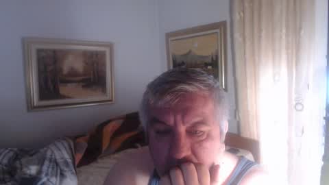 Snapshot of fukingcrazy chatting on 10-22-25, 10:26 fukingcrazy online show from 10-22-25, 10:26