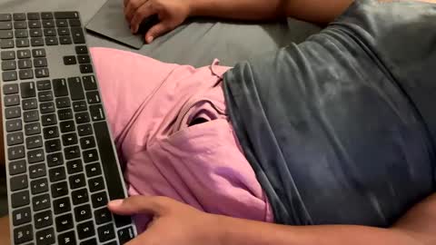 Snapshot of fuklicious chatting on 03-04-25, 12:29 fuklicious online show from 03-04-25, 12:29