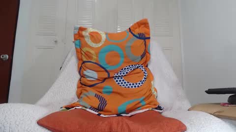 Snapshot of full_milo chatting on 12-04-24, 01:25 Andres. online show from 12-04-24, 01:25