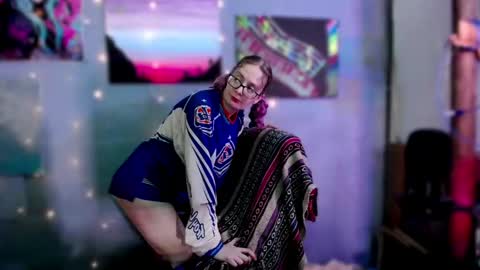 Snapshot of funafterdark13 chatting on 01-16-25, 06:56 Princess Nellie Captain Simon online show from 01-16-25, 06:56