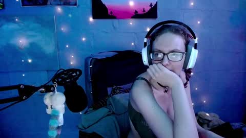 Snapshot of funafterdark13 chatting on 01-27-25, 09:34 Princess Nellie Captain Simon online show from 01-27-25, 09:34