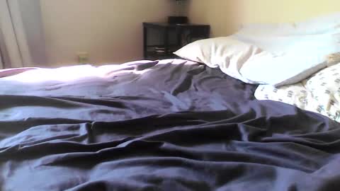 Linnys Palace online show from 09-18-25, 02:52