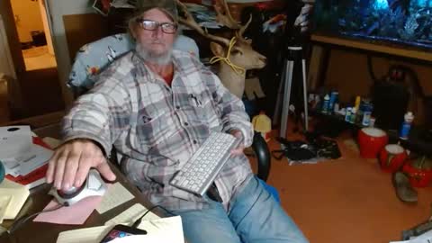 mike online show from 11-08-25, 05:18