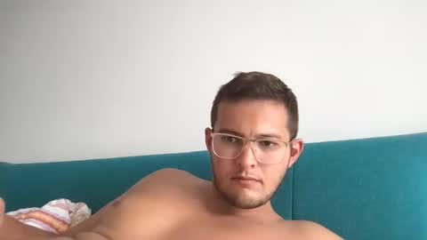 Snapshot of funnnn6960xx chatting on 09-27-25, 12:10 funnnn6960xx online show from 09-27-25, 12:10