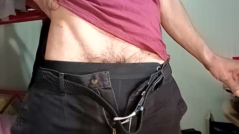 Italian men online show from 05-17-26, 07:50