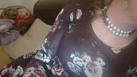 Jessie Love online show from 02-28-25, 10:30