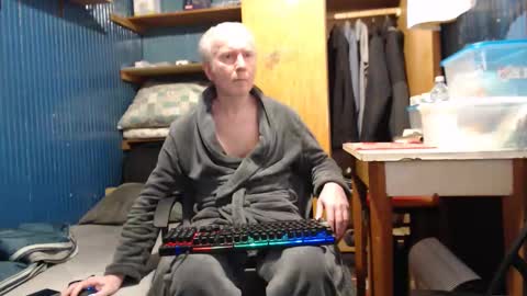 furosz online show from 01-12-26, 05:07