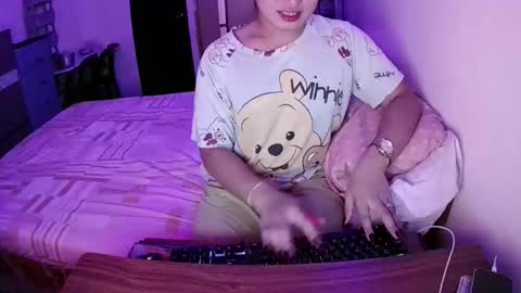 future_bride online show from 12-18-25, 01:11