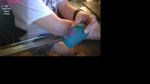 Snapshot of futurespa chatting on 07-12-26, 01:13 FutureSpa online show from 07-12-26, 01:13