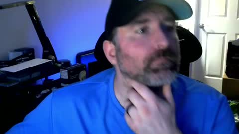 Snapshot of fuzz08 chatting on 06-18-26, 12:22 fuzz08 online show from 06-18-26, 12:22