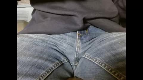 Snapshot of fuzzyblues chatting on 12-13-24, 11:39 Fuzzy Blues online show from 12-13-24, 11:39