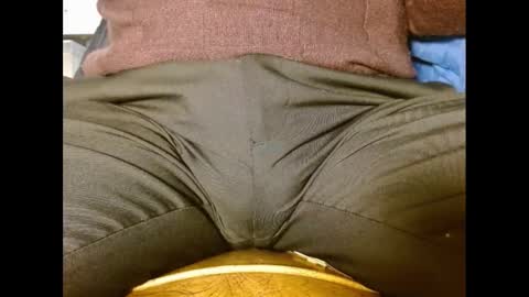 Snapshot of fuzzyblues chatting on 12-22-24, 08:03 Fuzzy Blues online show from 12-22-24, 08:03