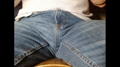 Snapshot of fuzzyblues chatting on 01-03-25, 08:54 Fuzzy Blues online show from 01-03-25, 08:54