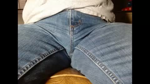 Snapshot of fuzzyblues chatting on 01-28-25, 09:08 Fuzzy Blues online show from 01-28-25, 09:08