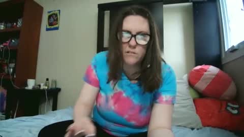 Snapshot of fuzzypeaches87 chatting on 05-02-26, 07:30 fuzzypeaches87 online show from 05-02-26, 07:30