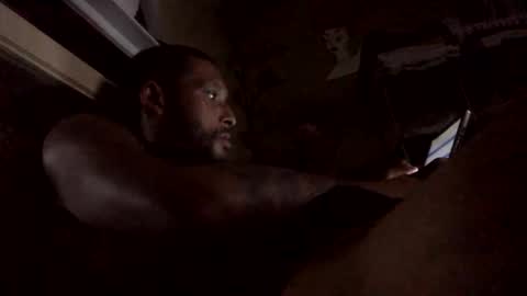 Snapshot of fvvkboyy chatting on 10-18-25, 08:37 fvvkboyy online show from 10-18-25, 08:37