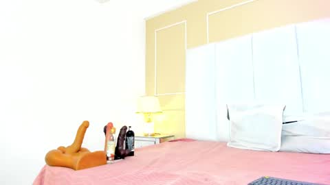 Gabie online show from 02-12-25, 12:22