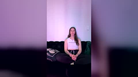 Snapshot of gabbivtate chatting on 07-21-26, 02:14 Gabbi Von Tate online show from 07-21-26, 02:14