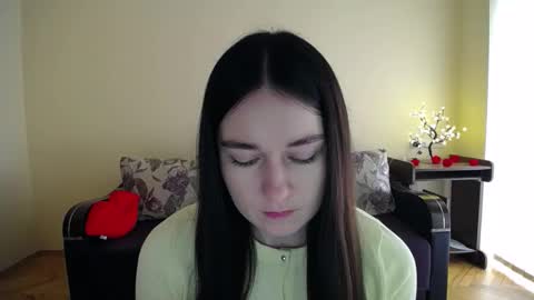 Jaklin online show from 04-17-26, 08:39