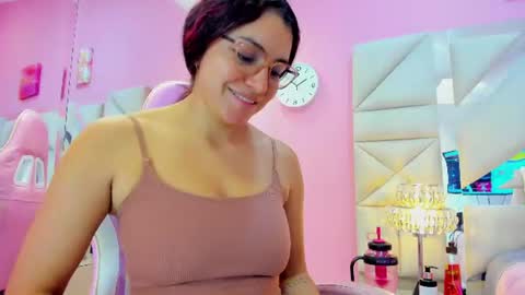 Snapshot of gabby_monroe chatting on 07-15-26, 12:10 Gabby online show from 07-15-26, 12:10