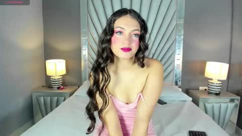 Snapshot of gabbybale chatting on 09-21-25, 11:56 Gabbybale online show from 09-21-25, 11:56