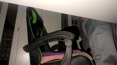 Gabeitches16 online show from 12-04-25, 09:51