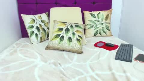 Snapshot of gabi_kala chatting on 03-08-25, 01:28 sofia online show from 03-08-25, 01:28