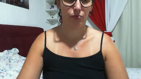 gaby  layla online show from 04-06-26, 06:42