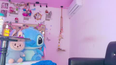 Snapshot of gabii_princess chatting on 06-24-26, 08:30 gabii_princess online show from 06-24-26, 08:30
