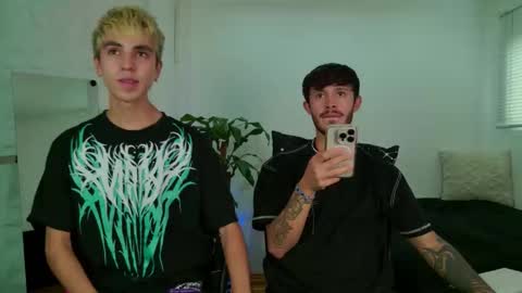 gabriel_and_geronimo online show from 03-24-26, 07:41