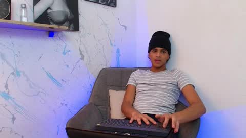 GABRIEL online show from 04-15-26, 07:58