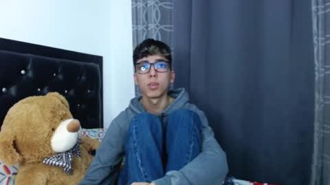 Snapshot of gabriel_x18 chatting on 02-04-26, 04:51 gabriel_x18 online show from 02-04-26, 04:51