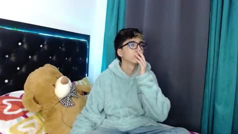 Snapshot of gabriel_x18 chatting on 02-16-26, 04:41 gabriel_x18 online show from 02-16-26, 04:41