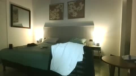 Gabriela Miller online show from 04-16-26, 09:39