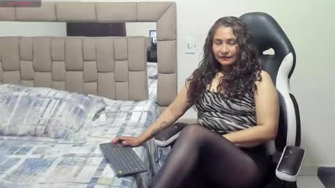 gabriela ponce online show from 03-22-26, 03:37
