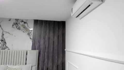 Gabriela Kassi online show from 03-25-26, 11:05