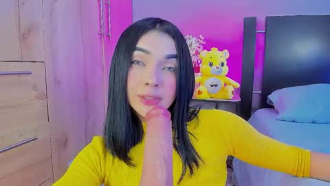 Gabriela Evans MS online show from 03-15-26, 04:18