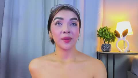 Gabriela Evans MS online show from 05-21-26, 03:24