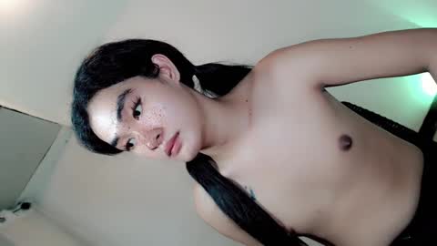 Snapshot of gabrielawantsyou chatting on 12-09-24, 07:06 GABBY online show from 12-09-24, 07:06